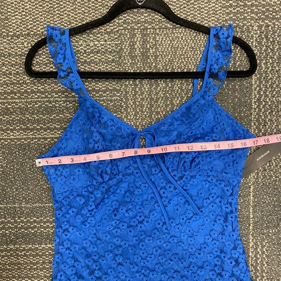 NWT Lulu’s Charmaine Royal Blue Embroidered Mini Dress Size M - Picture 12 of 15